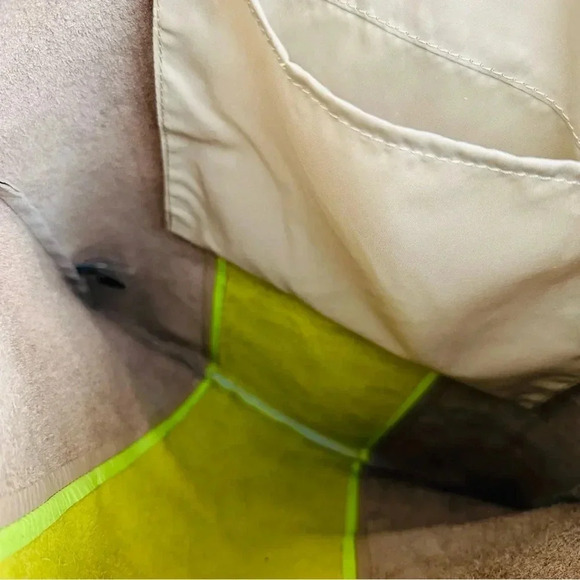 NWOT Gap Lime Cooler Leather Striped Tote - Picture 9 of 9